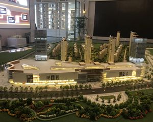 润永通悦港城户型方正,采光好装修好,环镜优美近地铁视野好,诚心出售