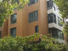 景观两房精装修,带车位,产权清晰,配套成熟