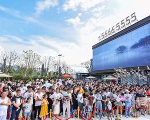 国鸿大发清水湾4室2厅南北