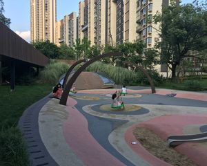 央企品质小区环境好,绿化好,房子新