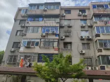 精装,无抵押 现场实勘,必看好房,带阁楼