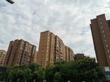 交大归谷国际社区4室1厅东南