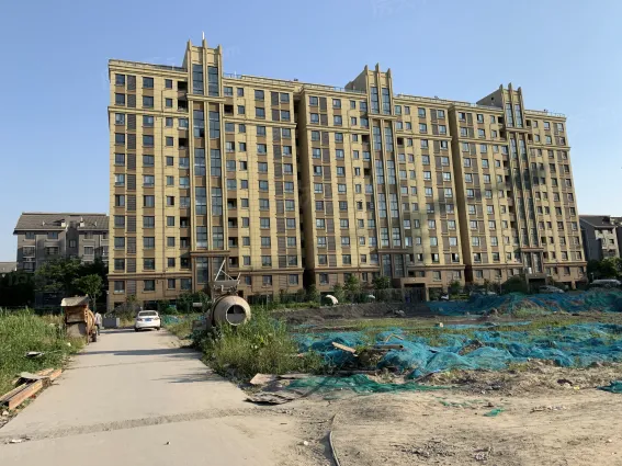 紫荆城怎么样:小区里有相应配套,社区内.-泰州房天下楼盘点评