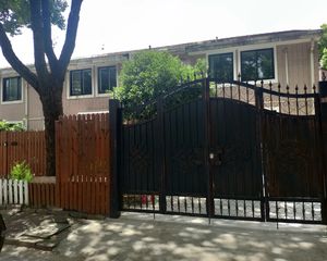 东邻湖、房子新装修,4套房拎包入住,占地大