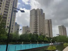 好楼层,好位置,视野开阔,满眼春色