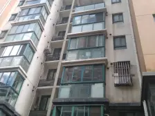 电梯房高区,长风公园旁景观房,视野开阔,俯瞰苏州河,一梯两户