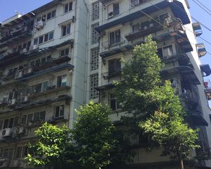 润泽园二期1室1厅东南
