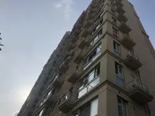 房子一手动迁,税费低,通风好,采光好,视野开阔