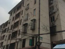 我们家房子还是不错的,装修好的房子,欢迎过来看看