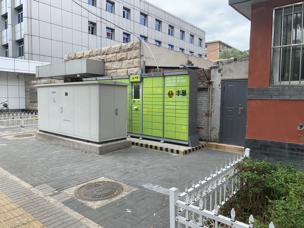 小区相关图