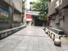 三峡广场 小龙坎新街二房