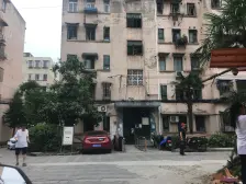 近地铁+南北两房+拎包入住+满五