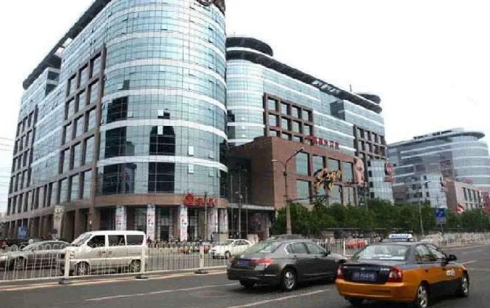 宣武门 地标建筑 庄胜广场168平精装修 正对电梯 随时入驻