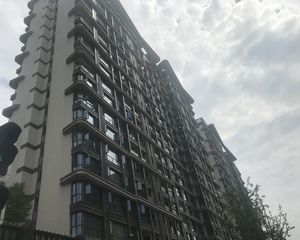 蓝光雍锦园5室2厅西北