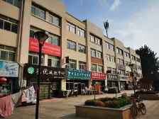 嵛景华城精装2室,双南卧室,没有物业费停车费