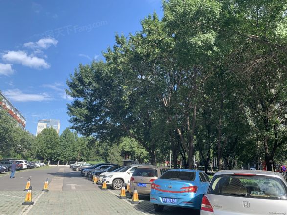 理想大厦商住楼实景图