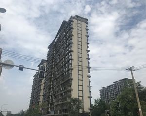 蓝光雍锦园4室1厅西东