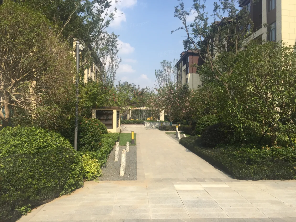 【扬州蓝光雍锦园小区,二手房,租房】- 扬州房天下