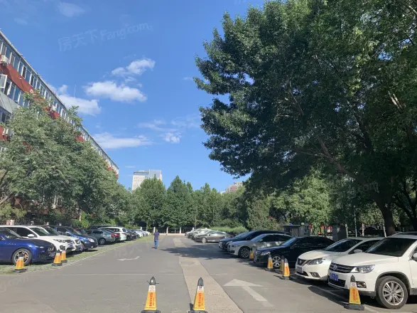 知春大厦住宅实景图