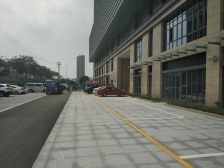 1号楼朝西 毛坯 大飘窗 看房有钥匙 诚心卖