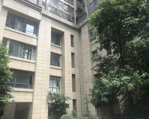 金沙柏林郡2室2厅东南