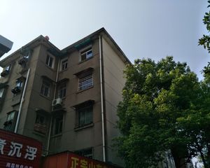 抚生路单位房地铁口 学校旁 精装两房两厅