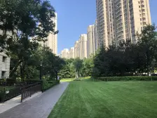 华润海中国三期 南北通透一居室 前排不挡光 前边操场