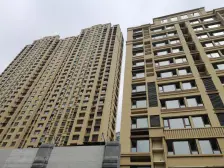 东头东户精装修,南北通透大客厅,好楼层,房龄新