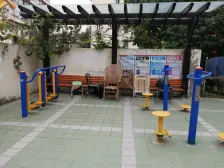 精装修可拎包入住,近地铁,业主诚售价格可谈,楼层好