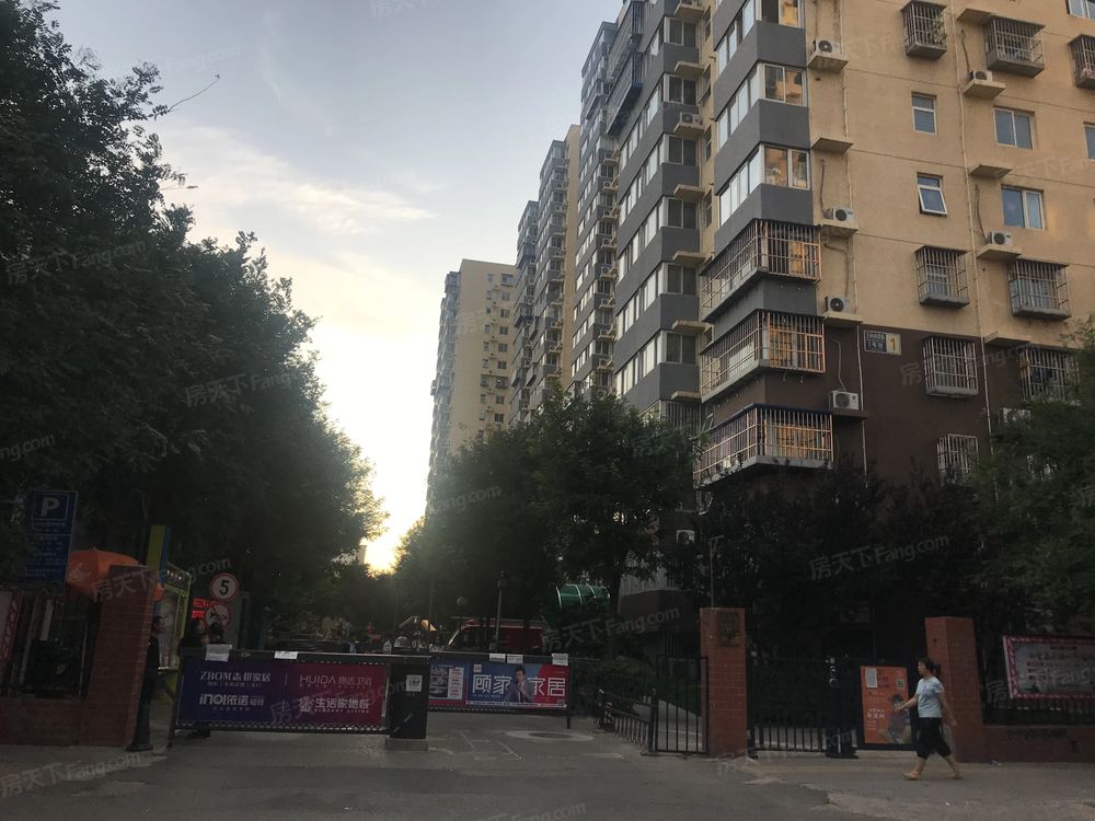小区相关图