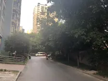 户型方正,拎包入住,交通方便,配套成熟