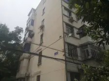 彩香一村三区 靠地铁 一楼带院子 拎包入住