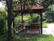 中高区采光好,小区中间位置,有钥匙随时看,地铁近