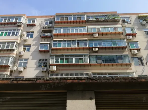 济南护理职业学院试验机场宿舍实景图