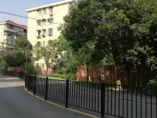 房东诚意出售,采光无限好,小区中间位置。