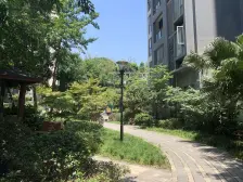 石桥铺 兴茂晶蓝公馆一房39.6万