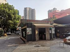 房型正气,环境优美,南北通透,中式风格,主卧朝南,得房率高,小区中心位置