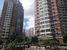 房子楼层好,视野开阔,采光充足,格局板正,装修好