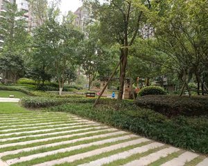 麓山国际半月湾 2室2厅 东南