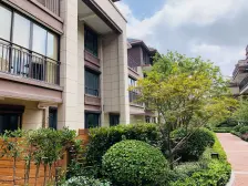 ?改善优选?上叠三居室?清水毛坯?繁华与舒适兼得?