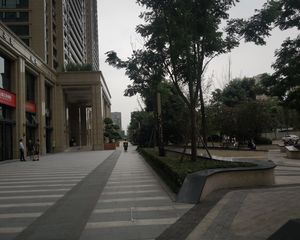 润富国际4室2厅南