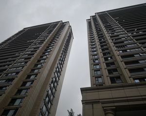 润富国际4室2厅南