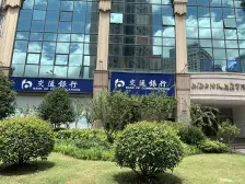 电梯房,小户型,品质小区,交通便利,精装修,诚意出售