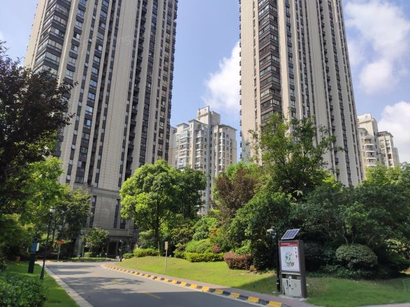 保利香槟花园实景图