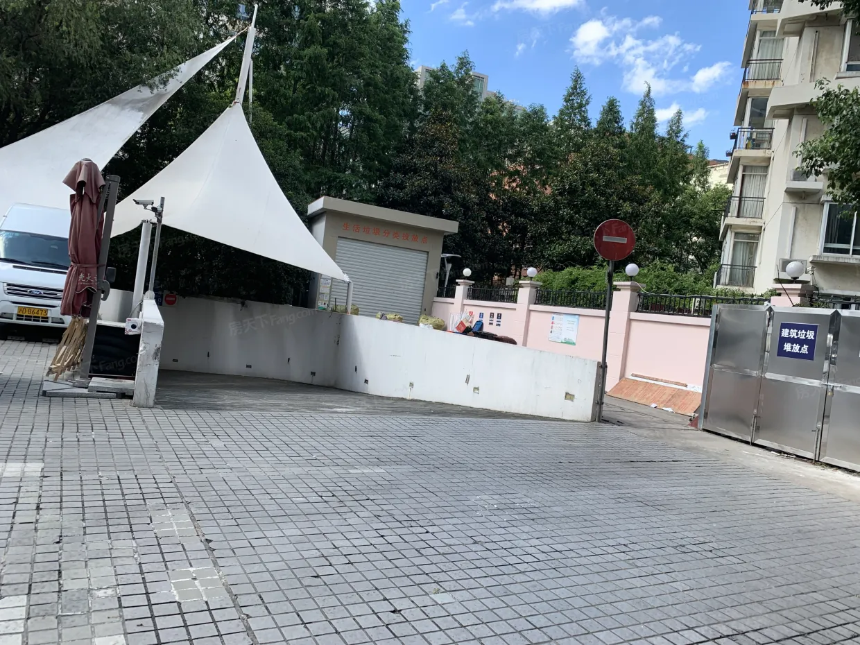 静安国际广场公寓