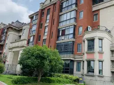 霞光路商品房洋房,精装修保养好,带地下室,带车位