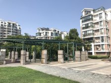 天和人家 满五年 纯毛坯顶复 地铁口 有车库 诚心售