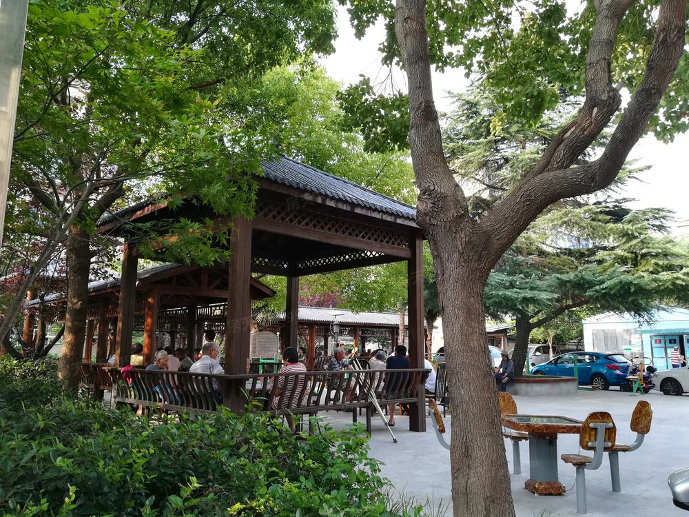 小区相关图