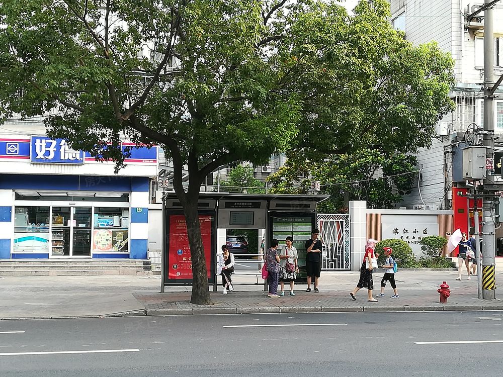 小区相关图