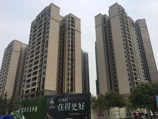 城北 万达商圈 地 W豪庭 满二 对中庭